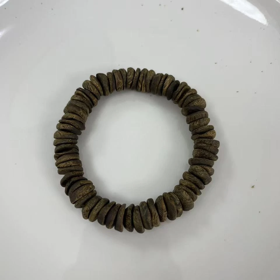 沉香绿奇楠一代苗淳化老料树丁壳子沉水