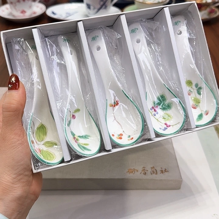 瓷片杯子杯子杯杯子杯子水杯杯子