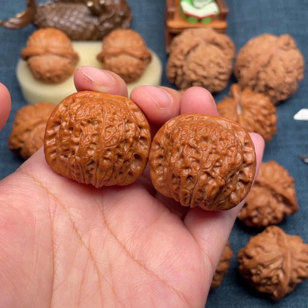 文玩核桃把件36精品平谷血麒麟