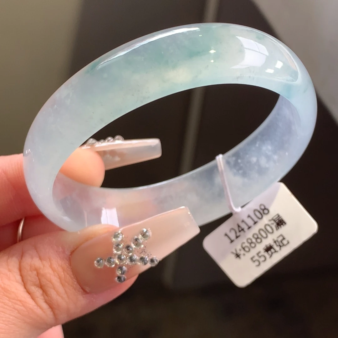 翡翠手镯未镶嵌高冰飘花贵妃手镯