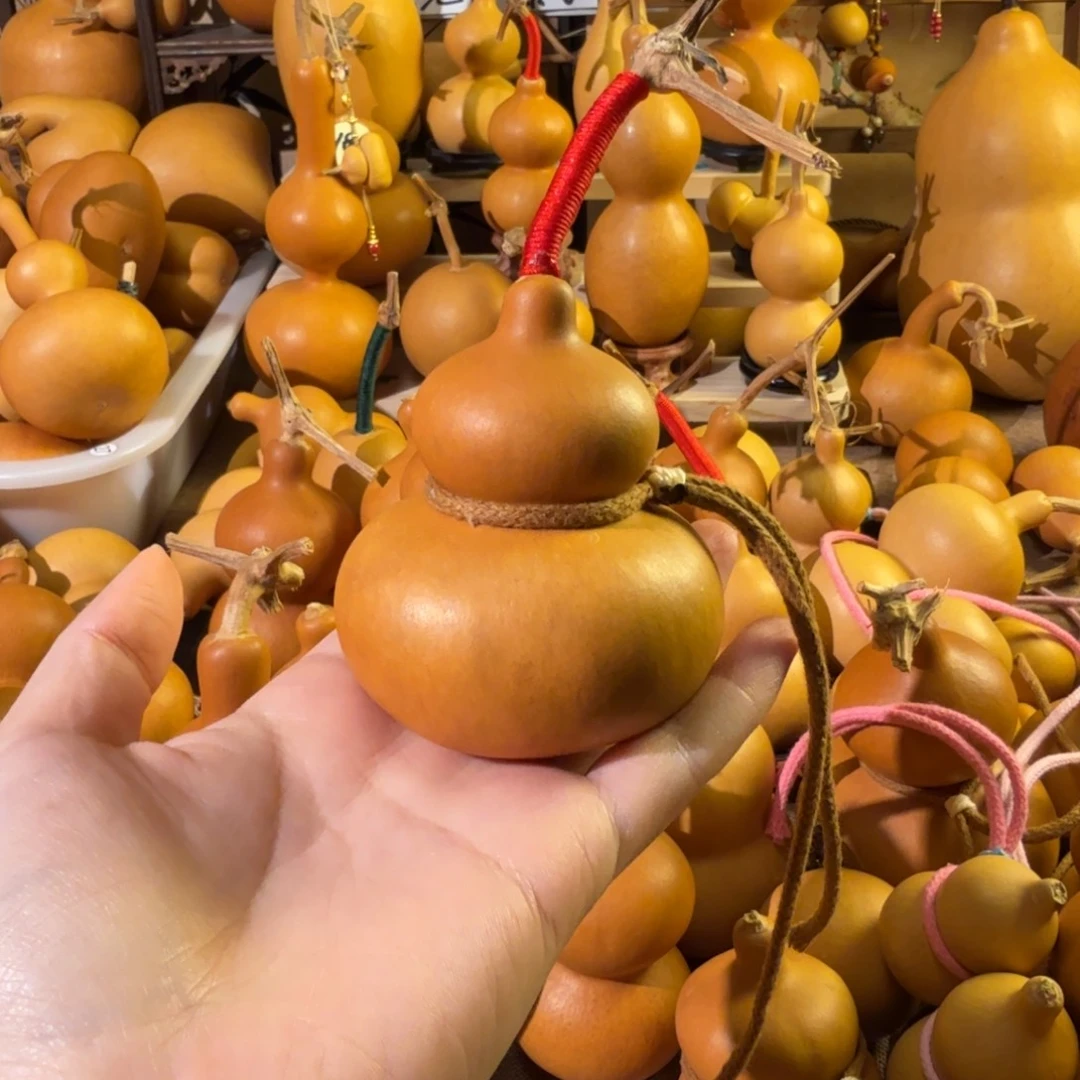 秋***韵天然老皮葫芦手把摆件