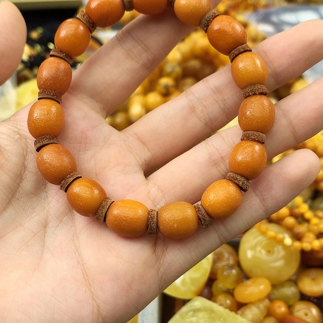 未镶嵌琥珀珠宝奇石
