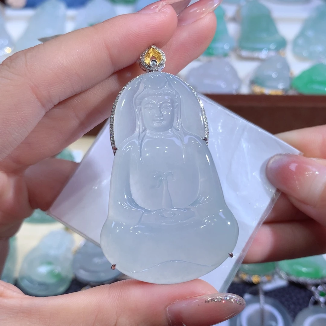 吊坠(不含链)18K金镶嵌翡翠观音