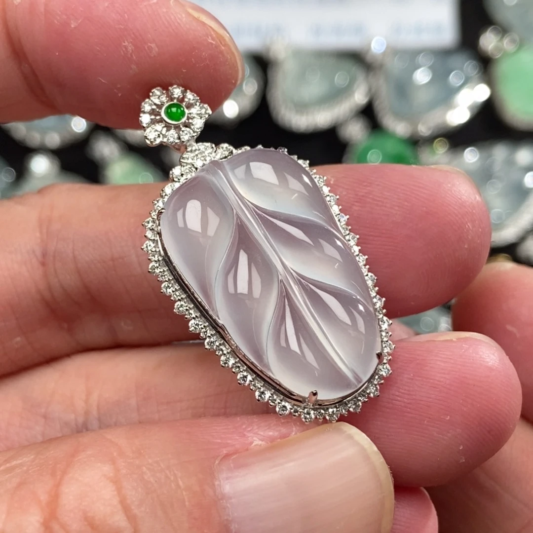 吊坠(不含链)18K金镶嵌翡翠叶子