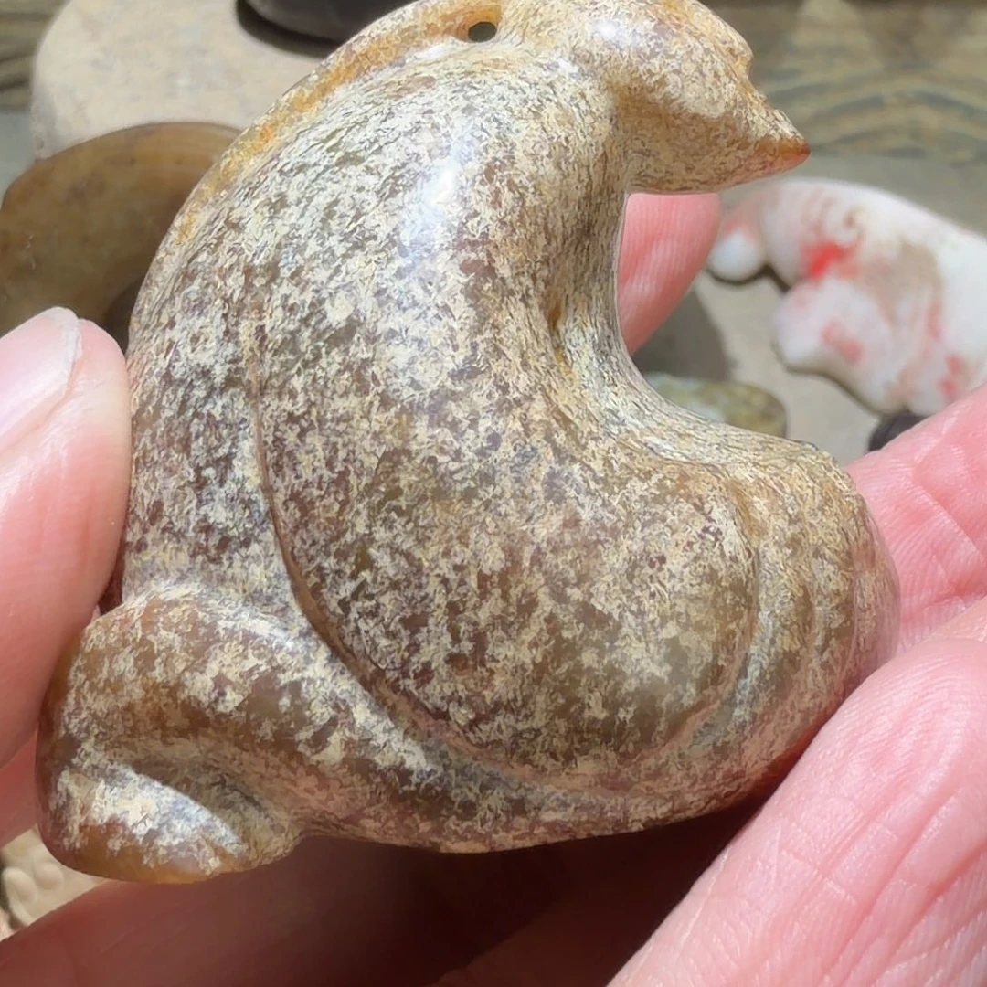 看***淡和田玉未镶嵌挂件