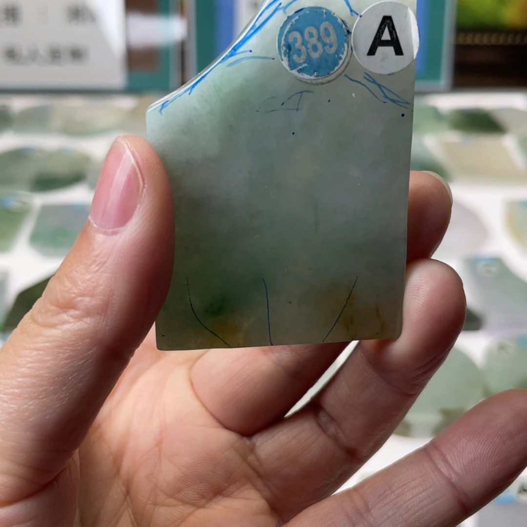 定制翡翠未镶嵌天然A货翡翠挂件