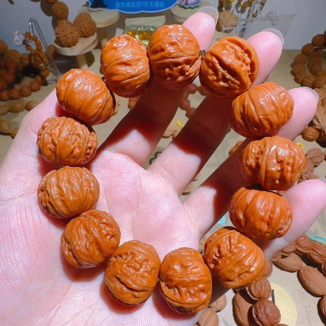 文玩核桃吊坠树王京八棱