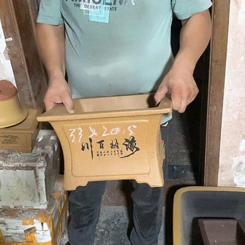 紫砂花盆手工艺品