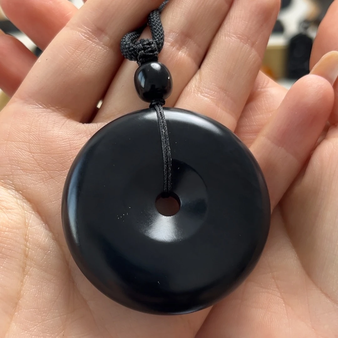 @***远和田玉（墨玉）未镶嵌颈饰平安扣