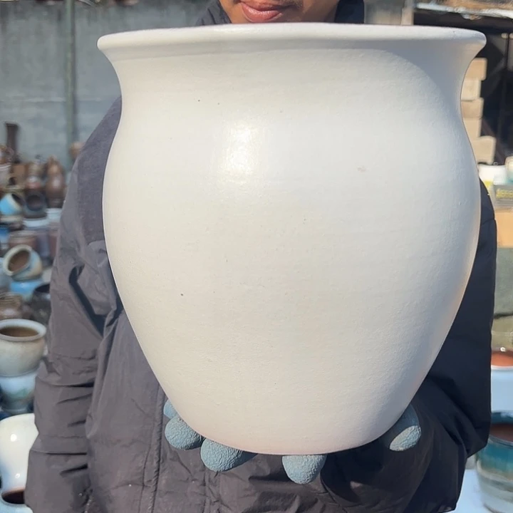 紫砂茶碗白口径22高度23