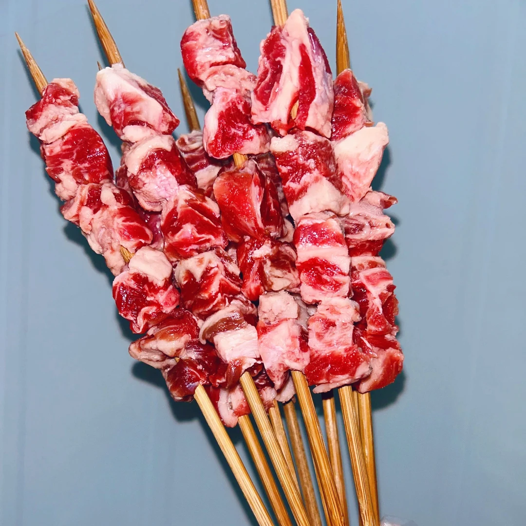 户外美味牛肉串家庭烧烤空气炸锅烧烤食材新鲜牛肉肥三瘦七精选