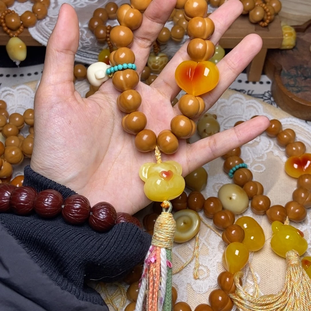 猴头核桃吊坠屁桃卡15