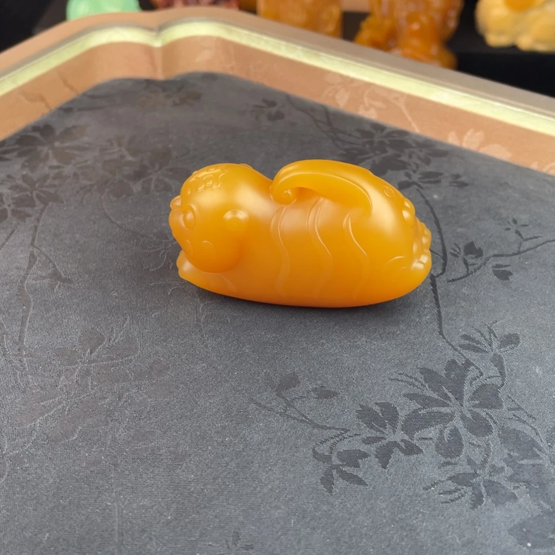 悠***然石英质玉（缅黄）未镶嵌颈饰