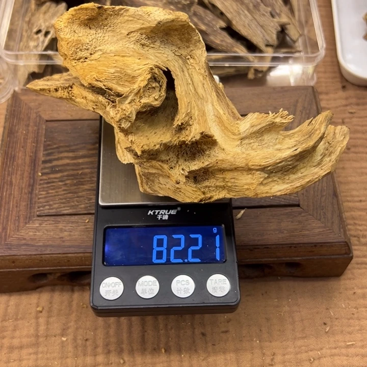 风***影海南沉香土沉树根油82克