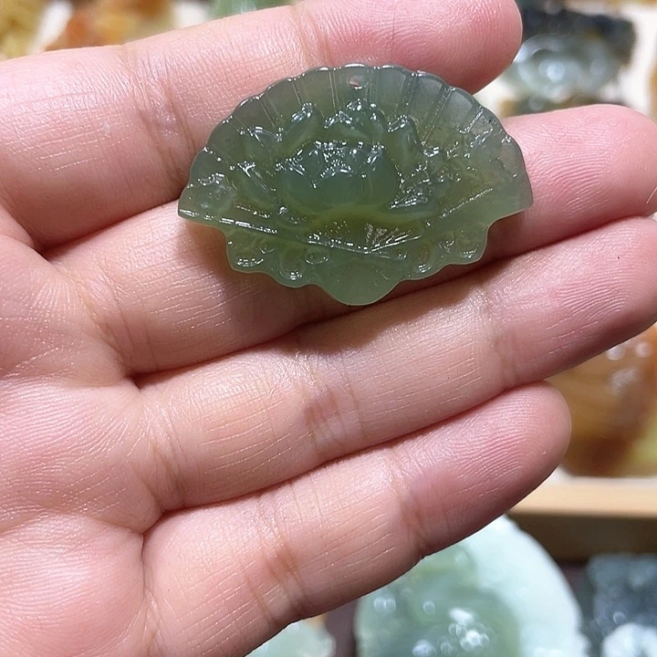 岫玉吊坠(不含链)未镶嵌