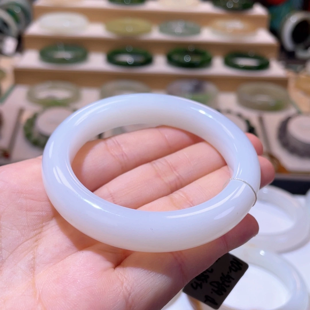 和田玉未镶嵌颈饰收藏级羊脂手镯52/53