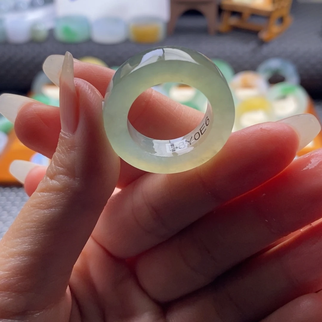 定制翡翠未镶嵌18～24圈口