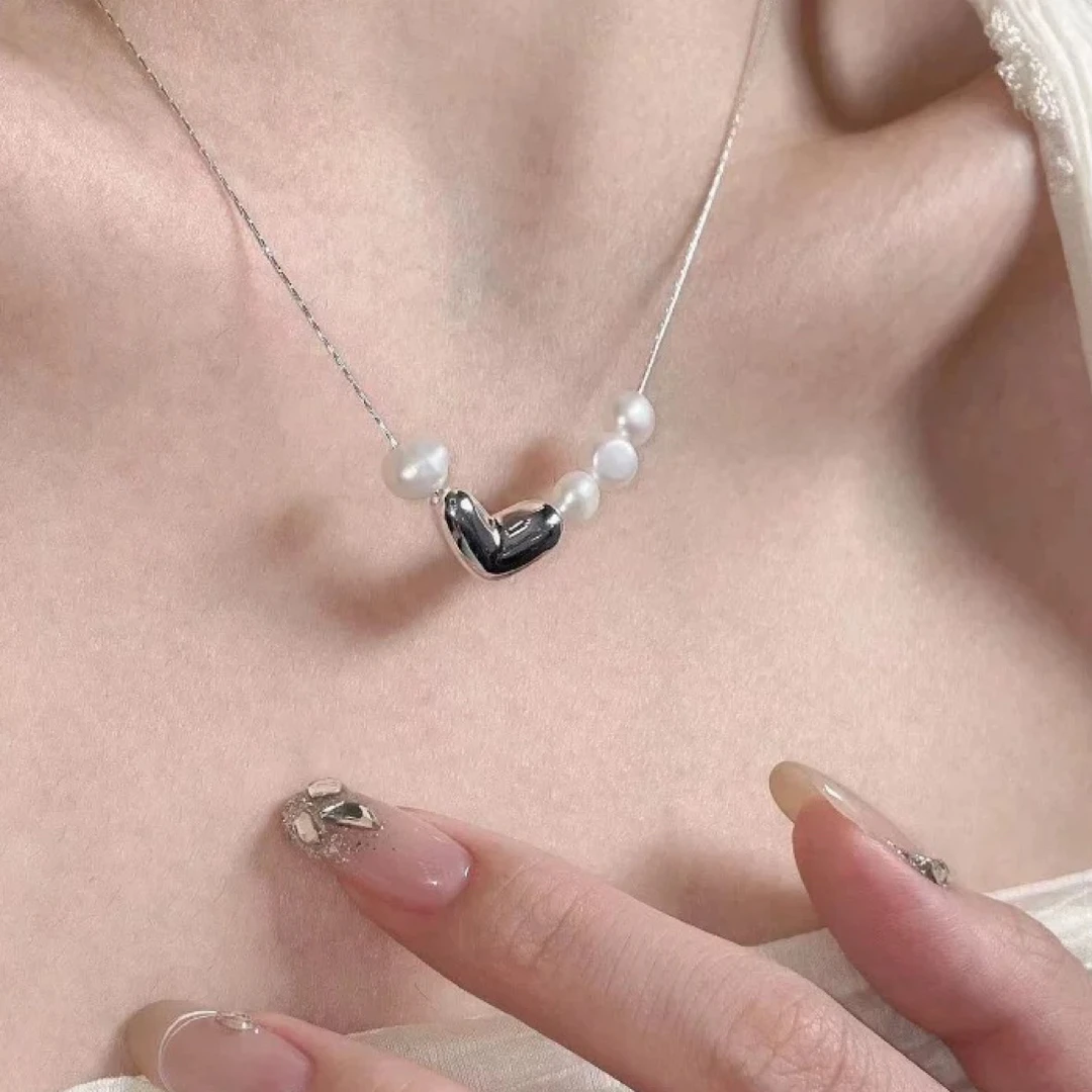 合金吊坠 珍珠爱心项链女冷淡风锁骨链轻奢感颈链毛衣链