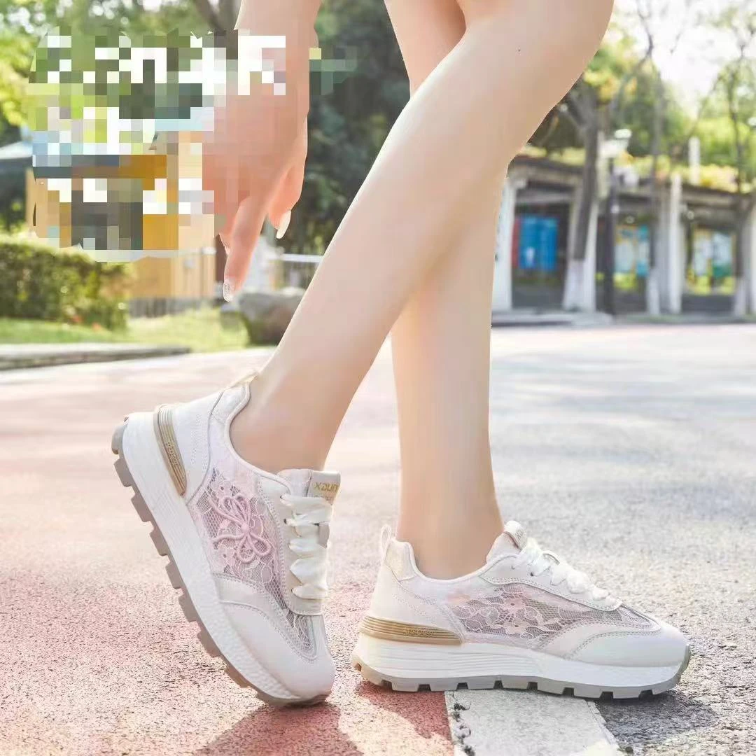 2024-28 女士夏季镂空网上休闲鞋-HM