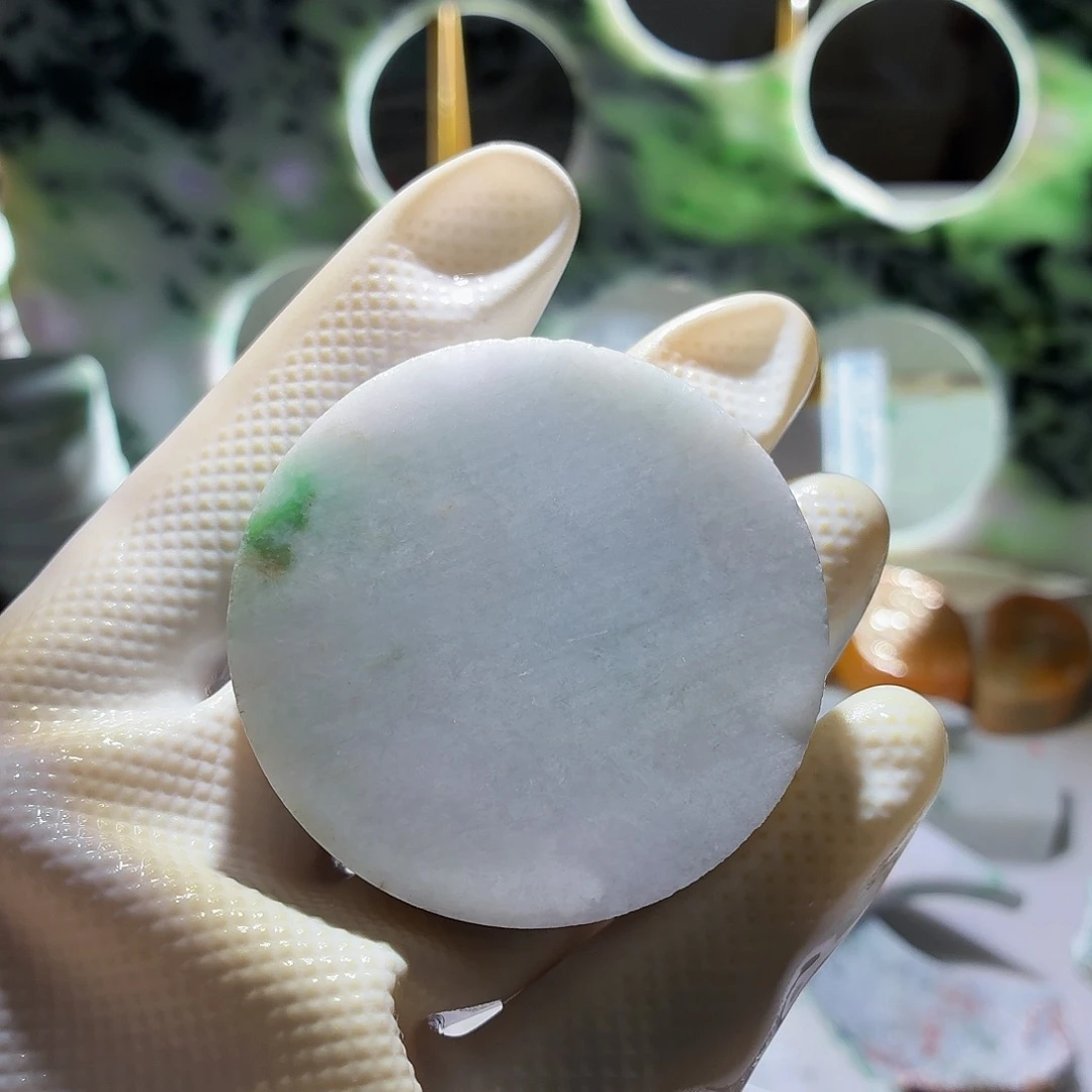 颈饰未镶嵌翡翠边角料