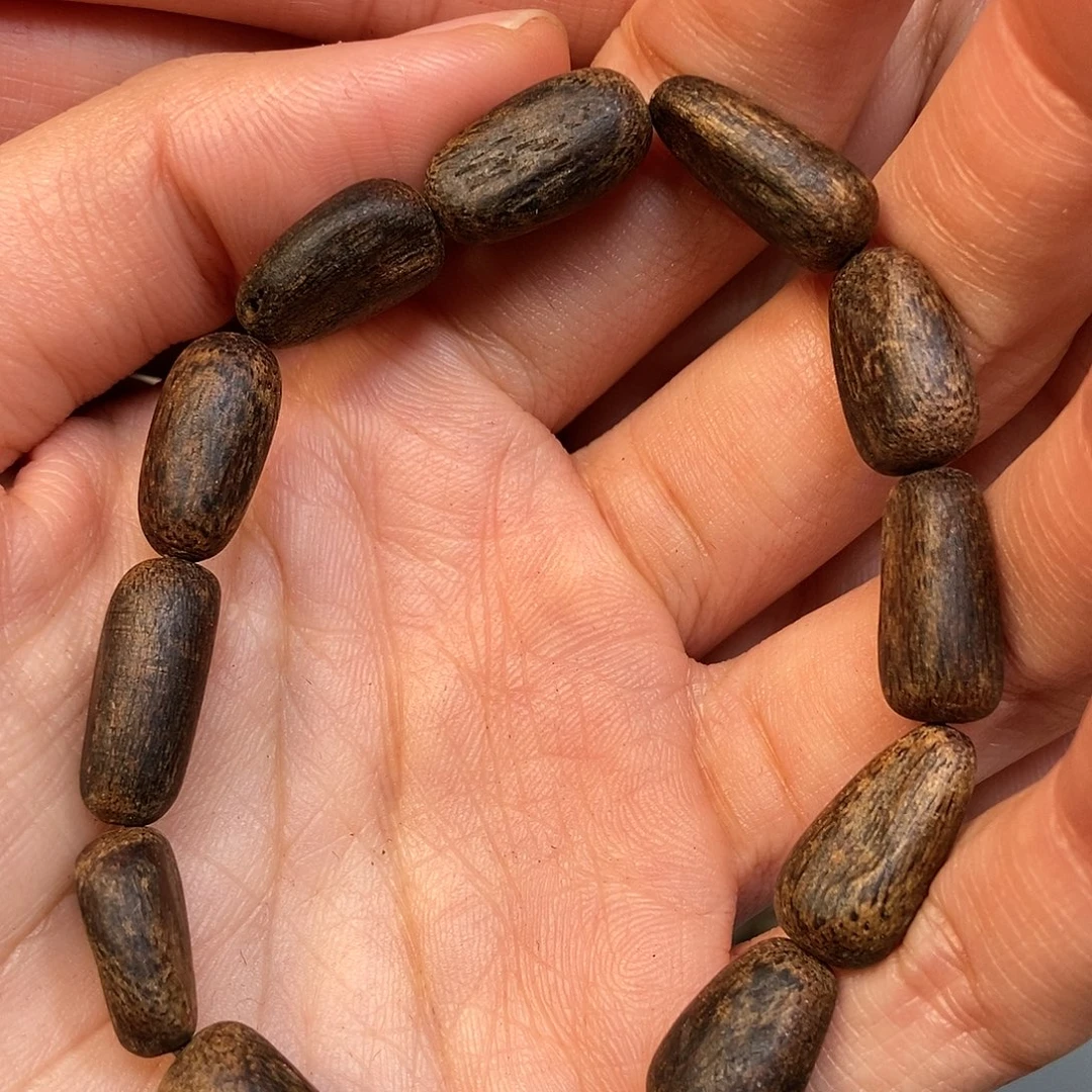 能***亮手串沉香天然野伽逻8克，01