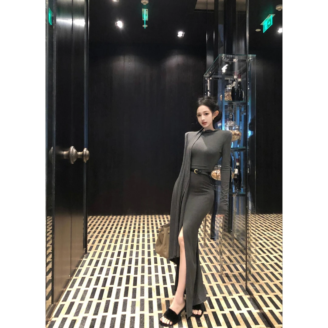 显瘦长袖轻奢黑色复古长裙2025秋季新款性感辣妹气质修身长裙女