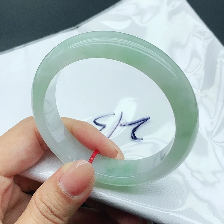 未镶嵌手镯翡翠215
