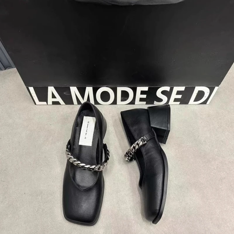 2025年新款链条松紧带时尚百搭网红爆款软底方头粗跟玛丽珍女鞋