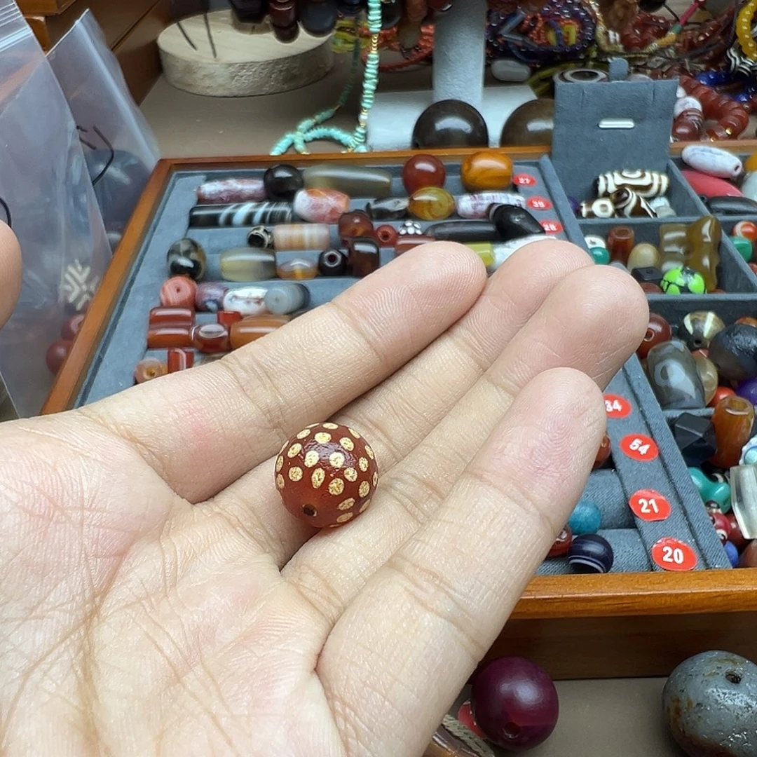 A****玛瑙/玉髓未镶嵌珠宝半成品