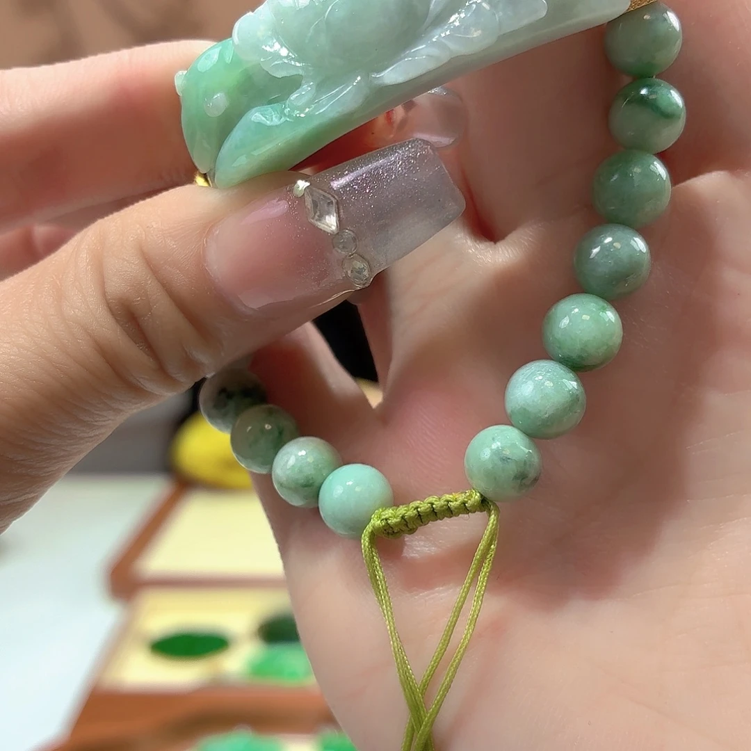 翡翠未镶嵌手链翡翠