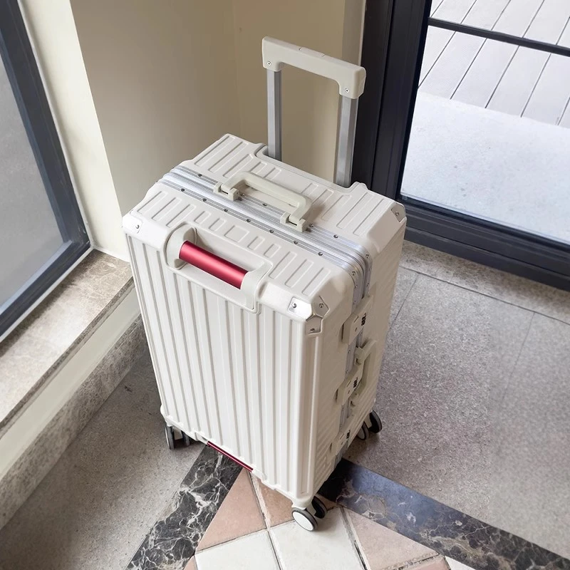 2025新款双手柄行李箱大容量结实耐用旅行箱铝框万向轮密码登机箱