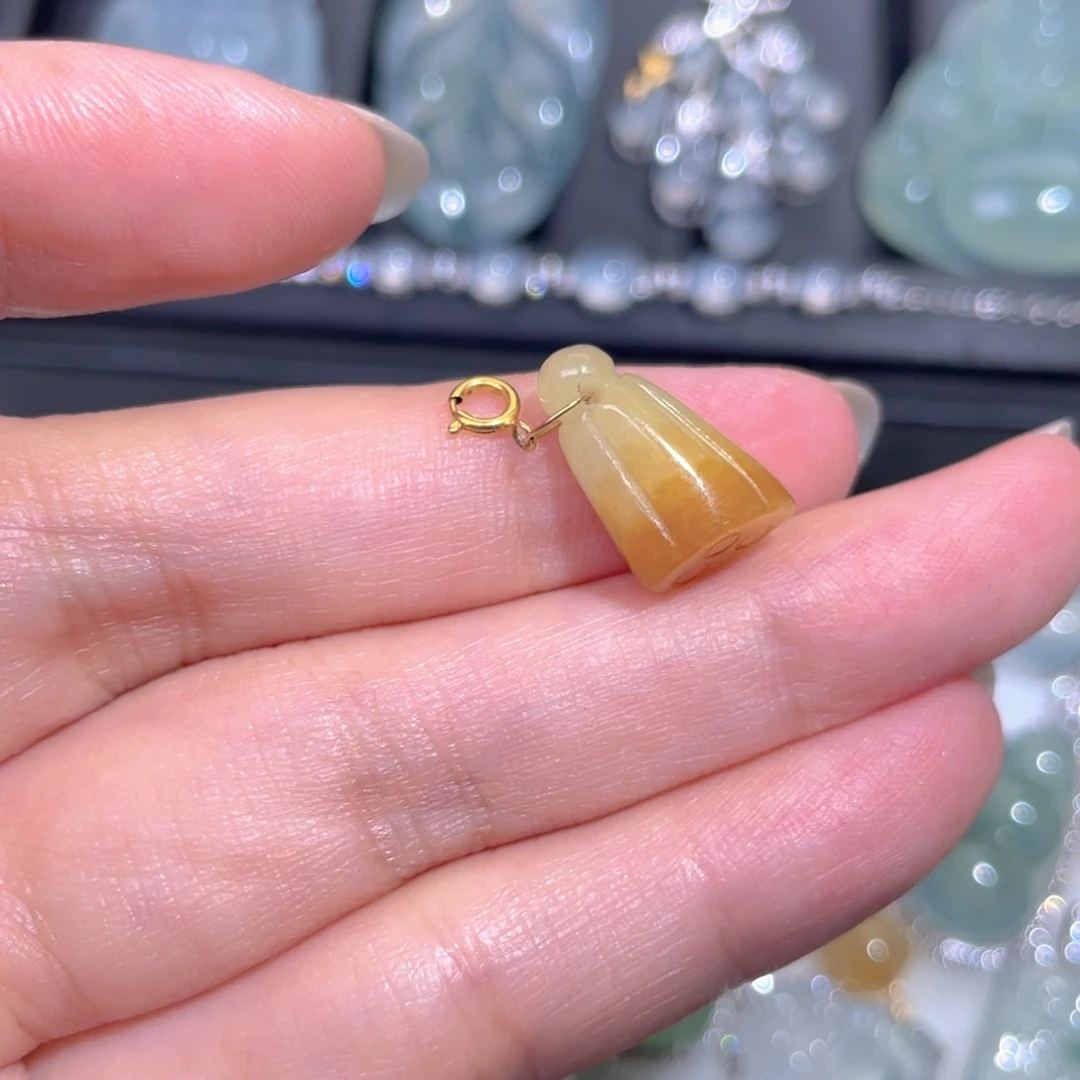 颈饰18K金镶嵌翡翠翡翠