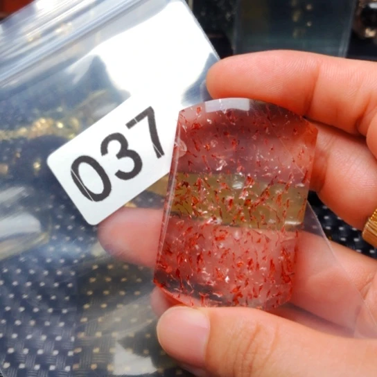 用***9未镶嵌颈饰水晶吊坠