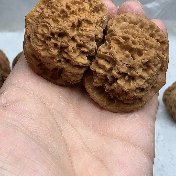 文玩核桃吊坠49 官帽