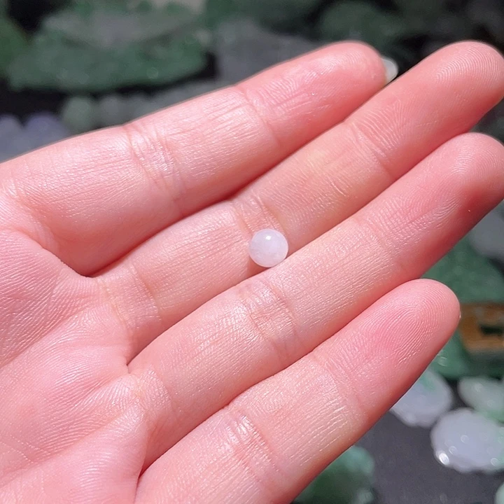颈饰未镶嵌翡翠鹿****聊天