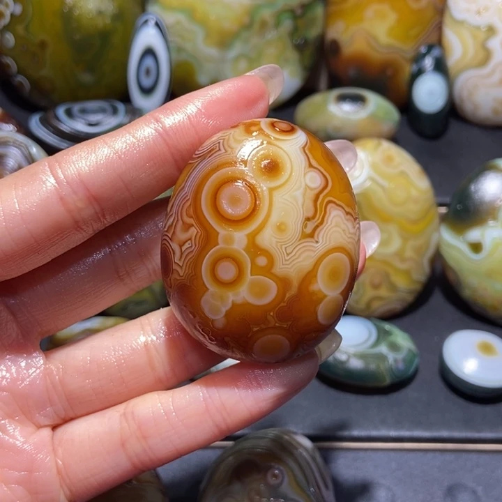 【闪购商品】未镶嵌玛瑙/玉髓珠宝奇石g