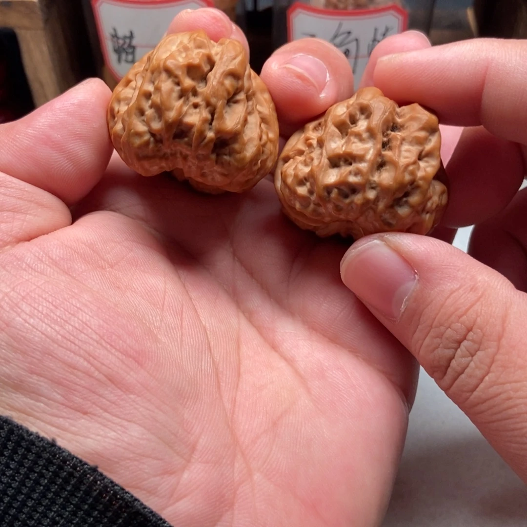 初***始文玩核桃吊坠40蛙蛙