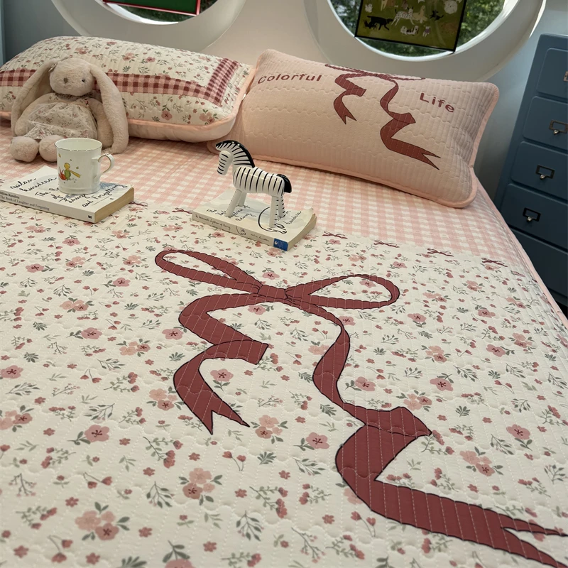 易安阁凉感果冻席碎花简约蝴蝶结床笠夏凉席空调席1.5m1.8三件套