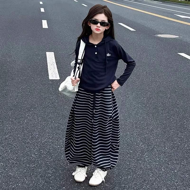 女童套装春秋款2025新款儿童洋气时髦打底衫条纹裤女孩秋季两件套