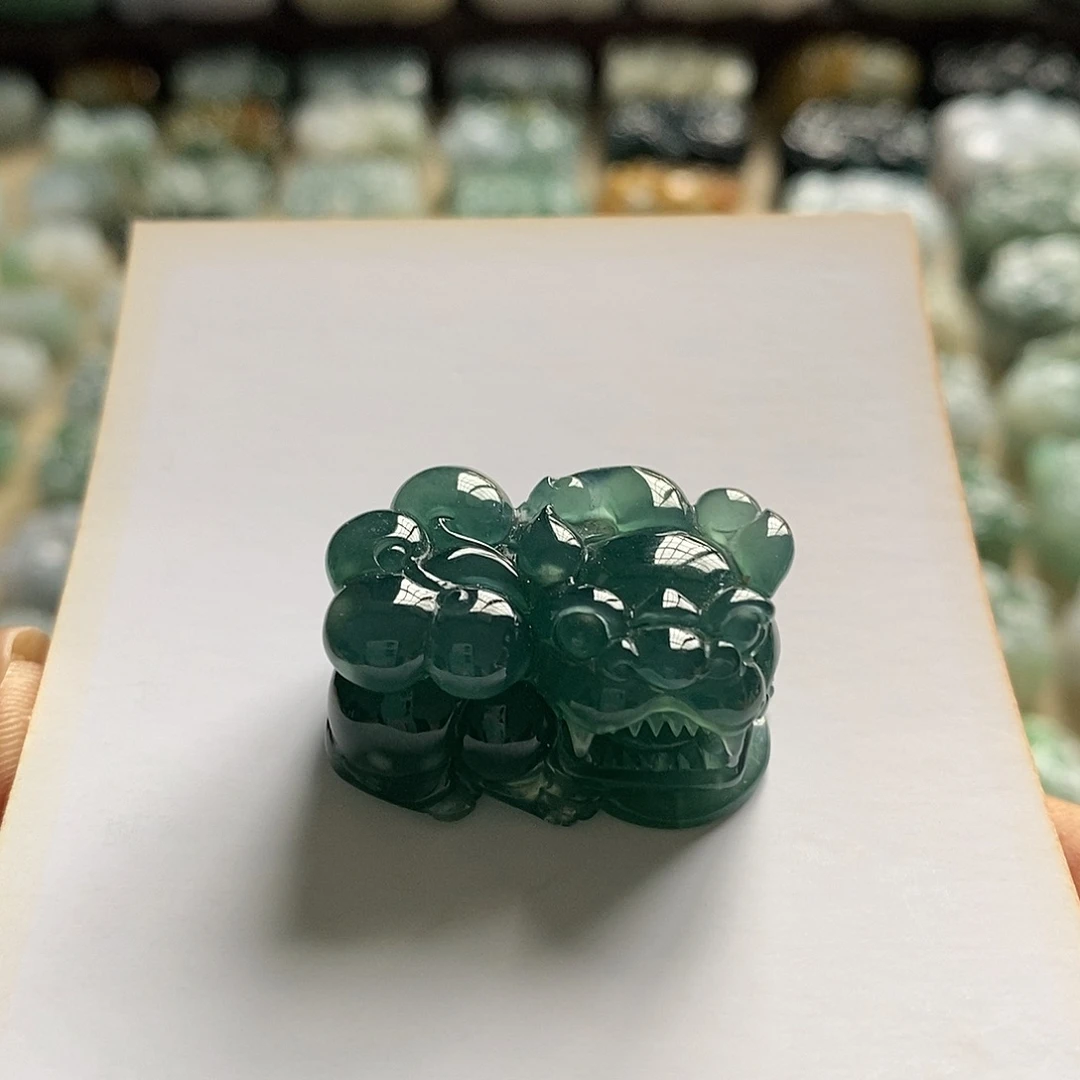 颈饰未镶嵌翡翠天然翡翠貔貅吊坠