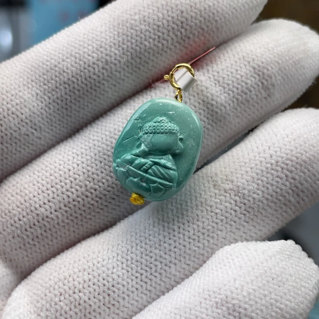 绿松石未镶嵌挂件