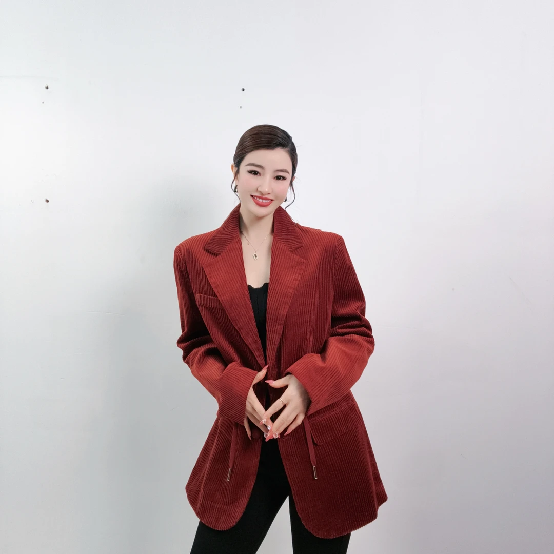 【静姐宠粉】气质短款时尚休闲百搭女士小香风韩版厚款西装外套W21