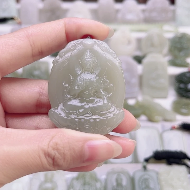 和田玉未镶嵌颈饰