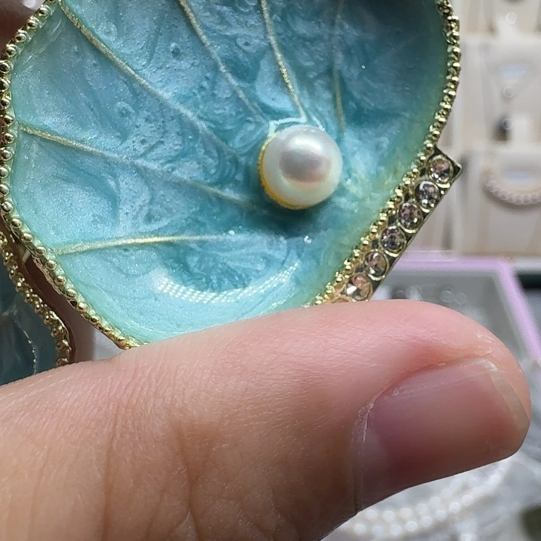 未镶嵌胸饰淡水珍珠胸针