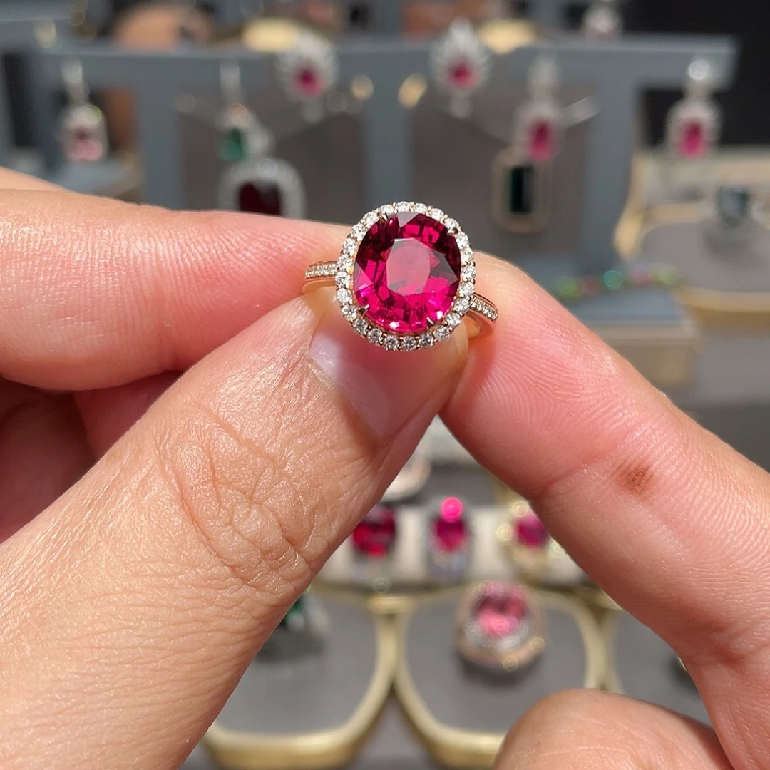 18K金镶嵌戒指碧玺4.36ct
