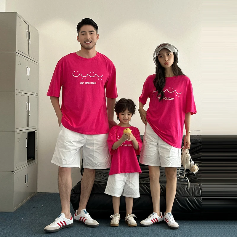 亲子装一家三口夏季纯棉玫红短袖T恤洋气夏款宽松幼儿园活动班服
