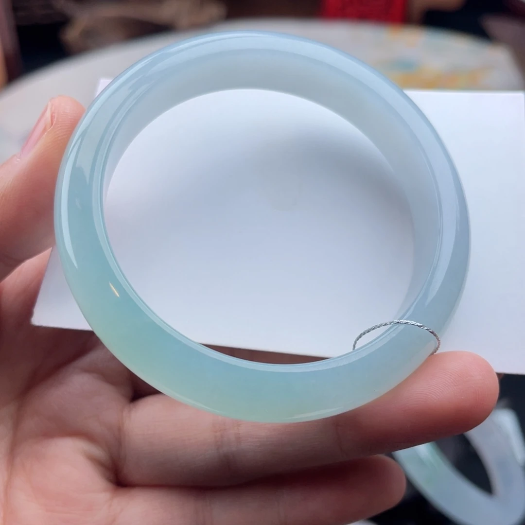 未镶嵌手镯翡翠胶化感 蓝调