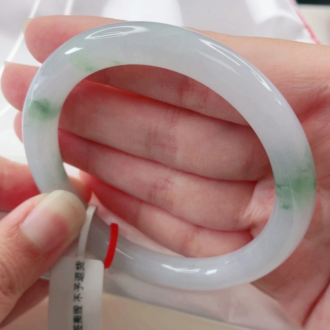 淡***淡翡翠未镶嵌手镯56圈x565