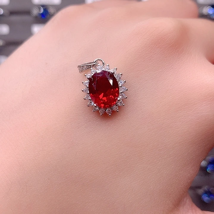 银S925镶嵌吊坠(赠链)红宝石