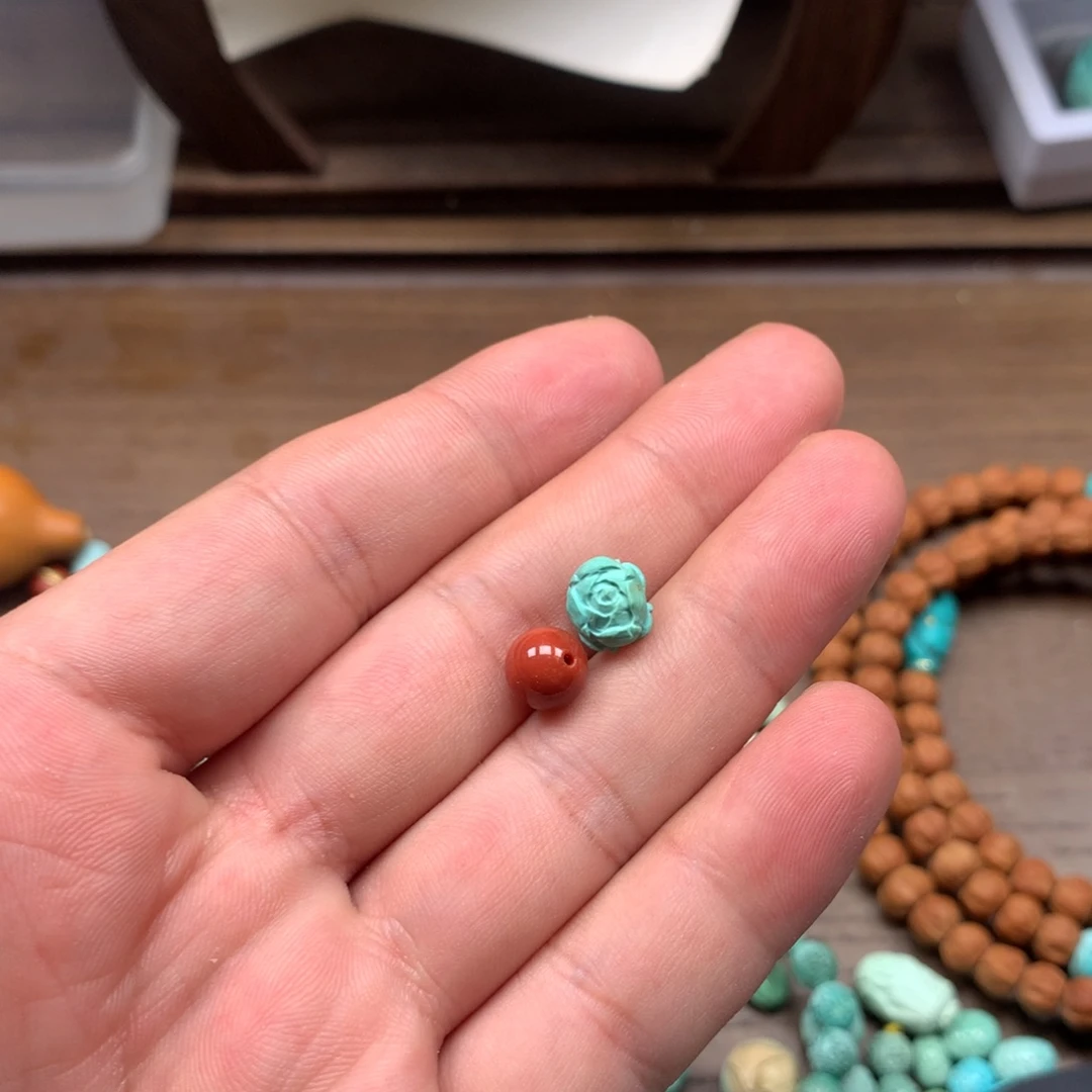 南红玛瑙未镶嵌雕刻